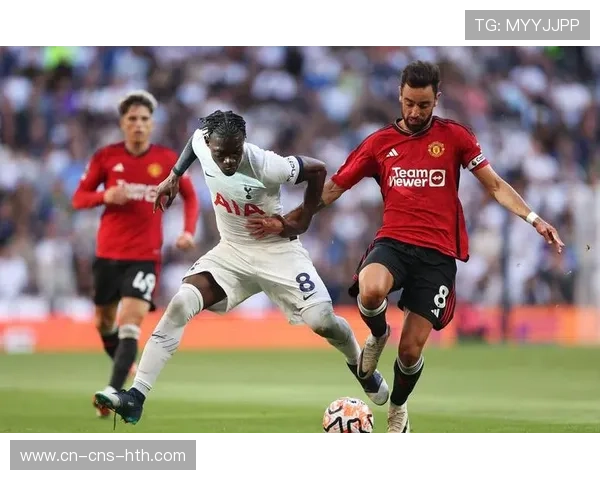 热刺罗梅罗头槌绝平后振臂高呼，队长担当尽显